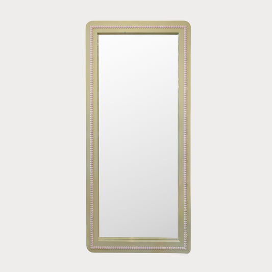 Sandra Mirror