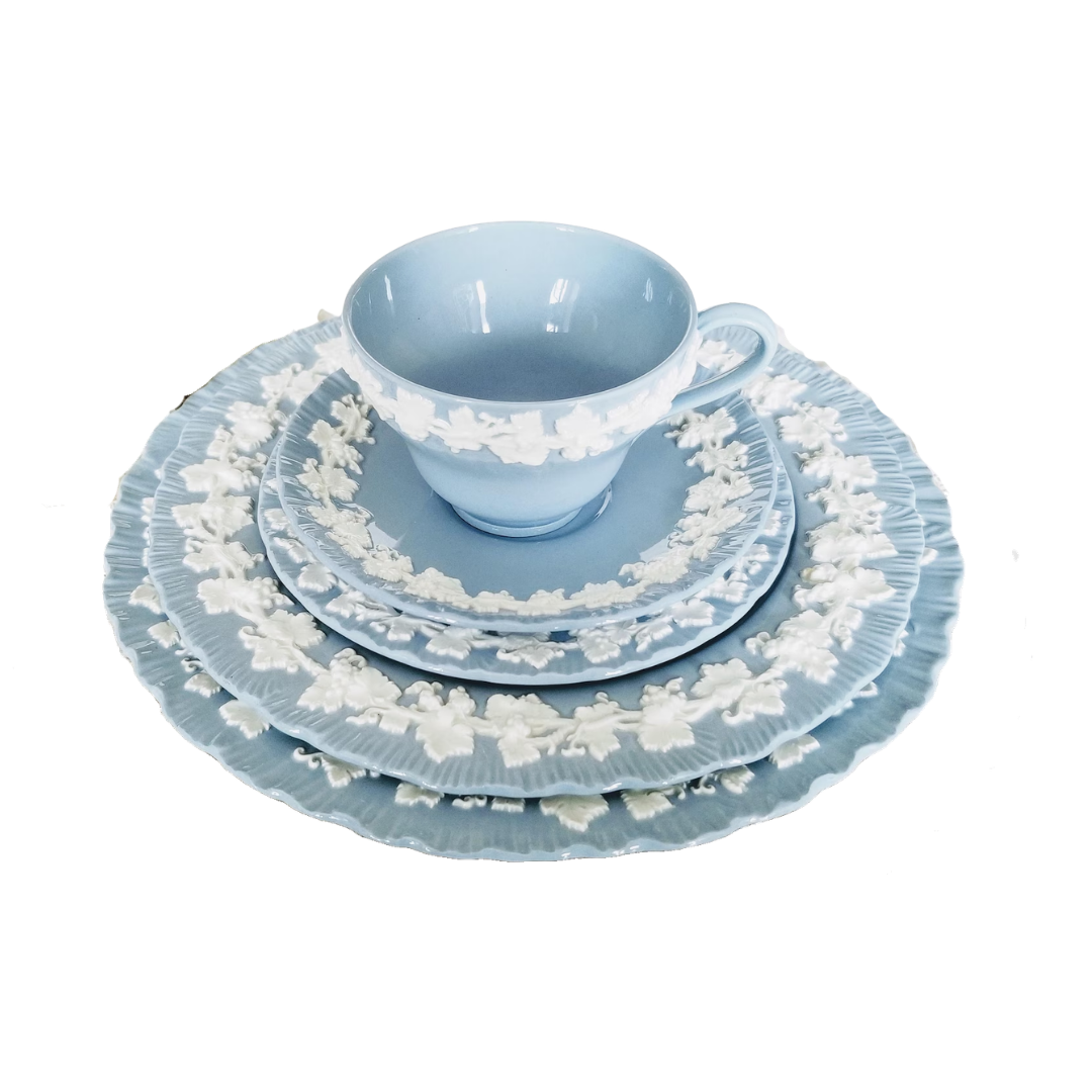 Wedgwood Blue China, Set