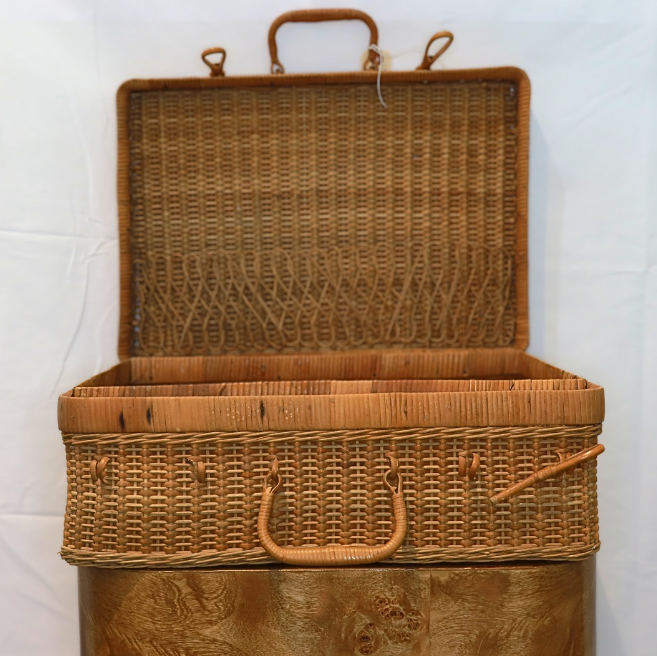 Vintage Wicker Picnic Basket